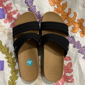 New Reef Black and Tan Women's Sandals